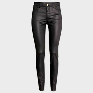 MODELEDERHOSE
